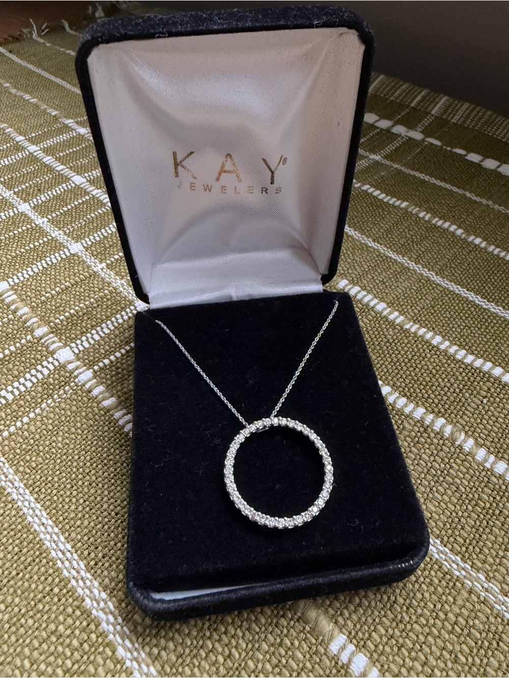 Kay Jewelers Sterling Silver Diamond Circle Pendant